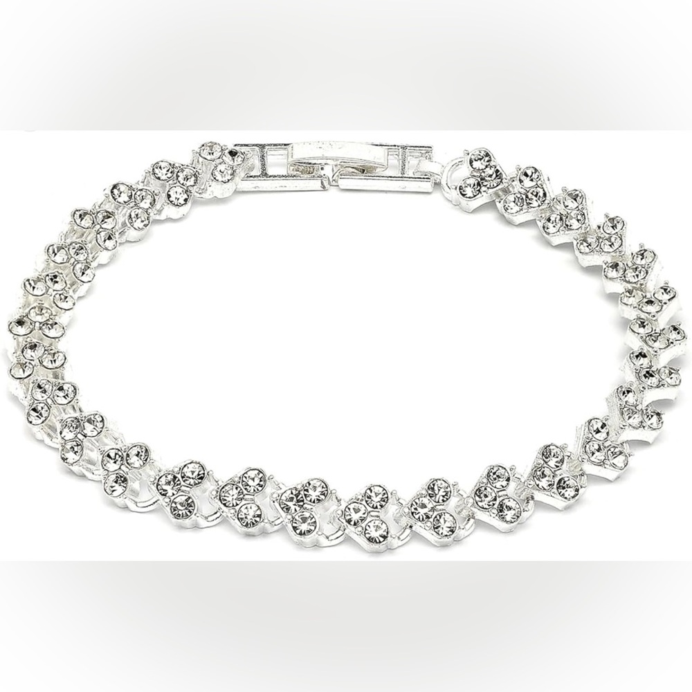 Silver Tone Crystal Heart Bracelet NIB